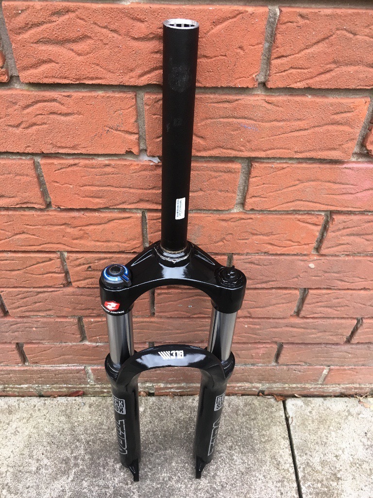 Rockshox Tora 318 mountain bikes forks