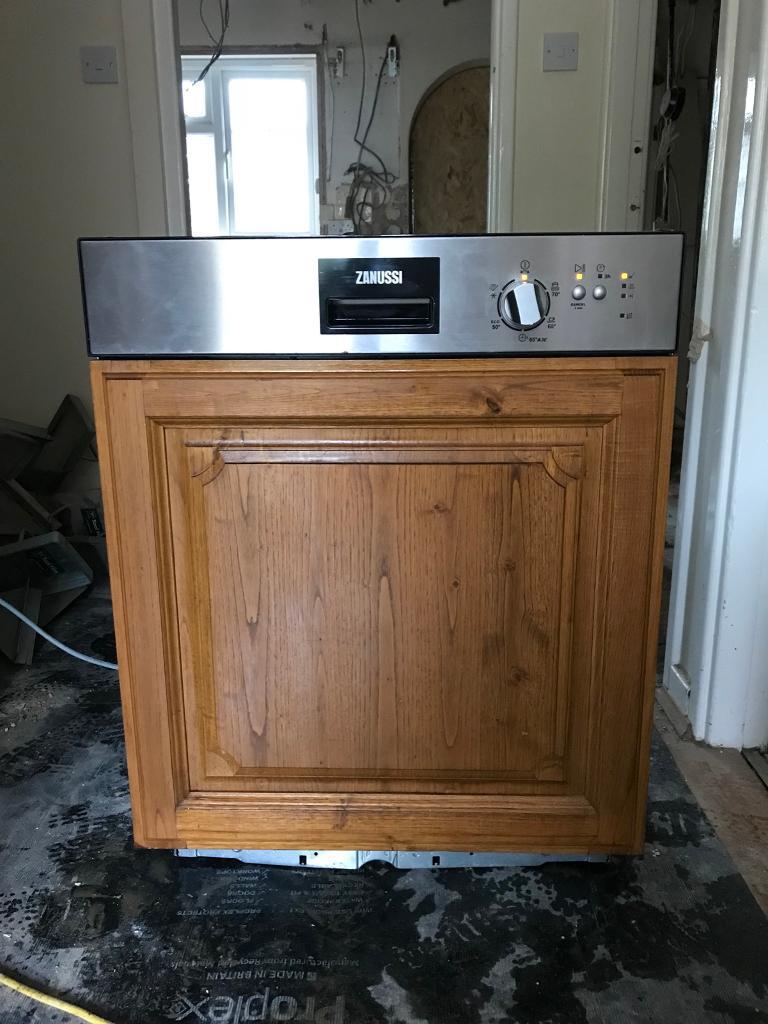 Zanussi semi integrated dishwasher in Keyworth, Nottinghamshire Gumtree