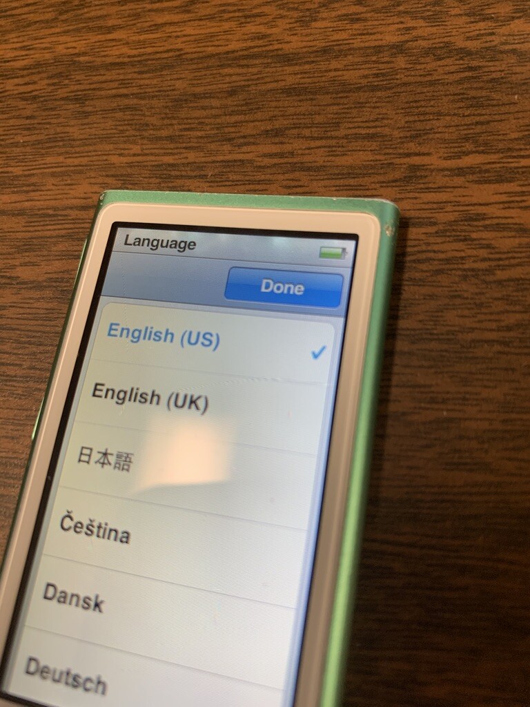 Apple iPod nano 7th Generation Green (16 GB) Bundle - See Pictures