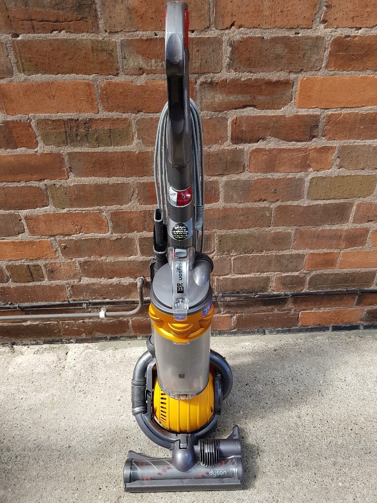 Dyson DC25 Upright Ball Vacuum Cleaner in Nuneaton, Warwickshire