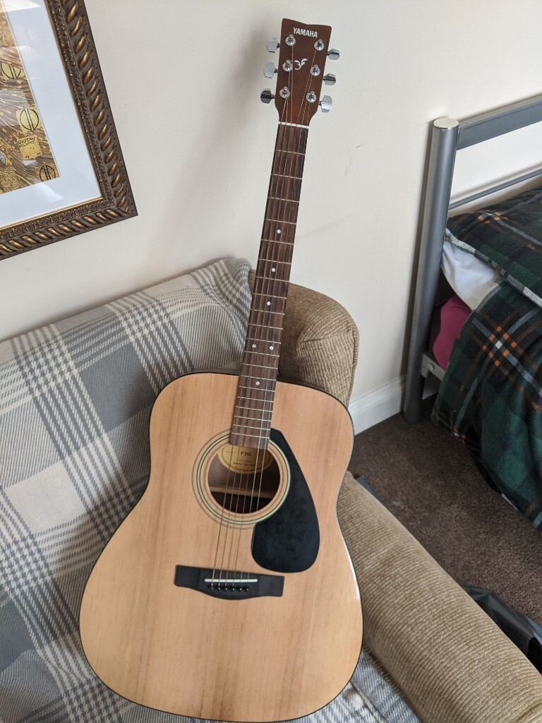 Yamaha F310 Full Size Steel String Acoustic Guitar Traditional