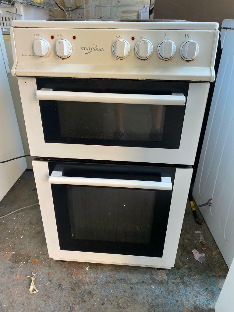 STATESMAN ELECTRIC COOKER FREESTANDING 50CM in Eccles, Manchester