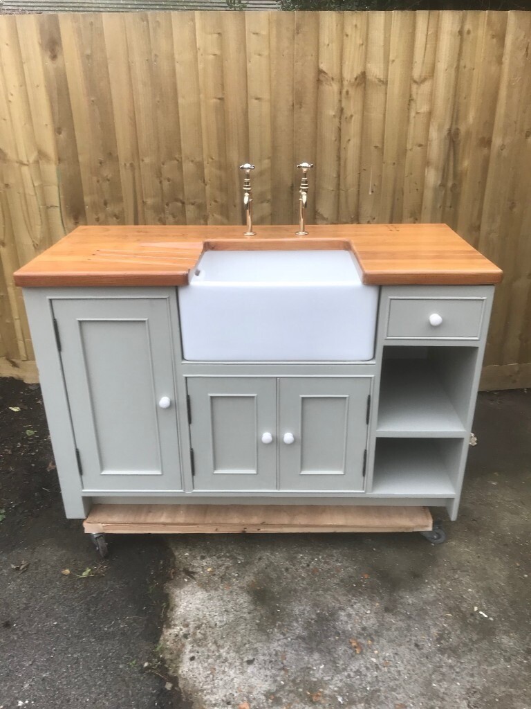 Kitchen unit with Belfast sink. in Stony Stratford, Buckinghamshire
