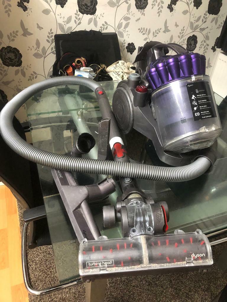 Dyson DC32 Multifloor Bagless Vacuum in East Ham, London Gumtree