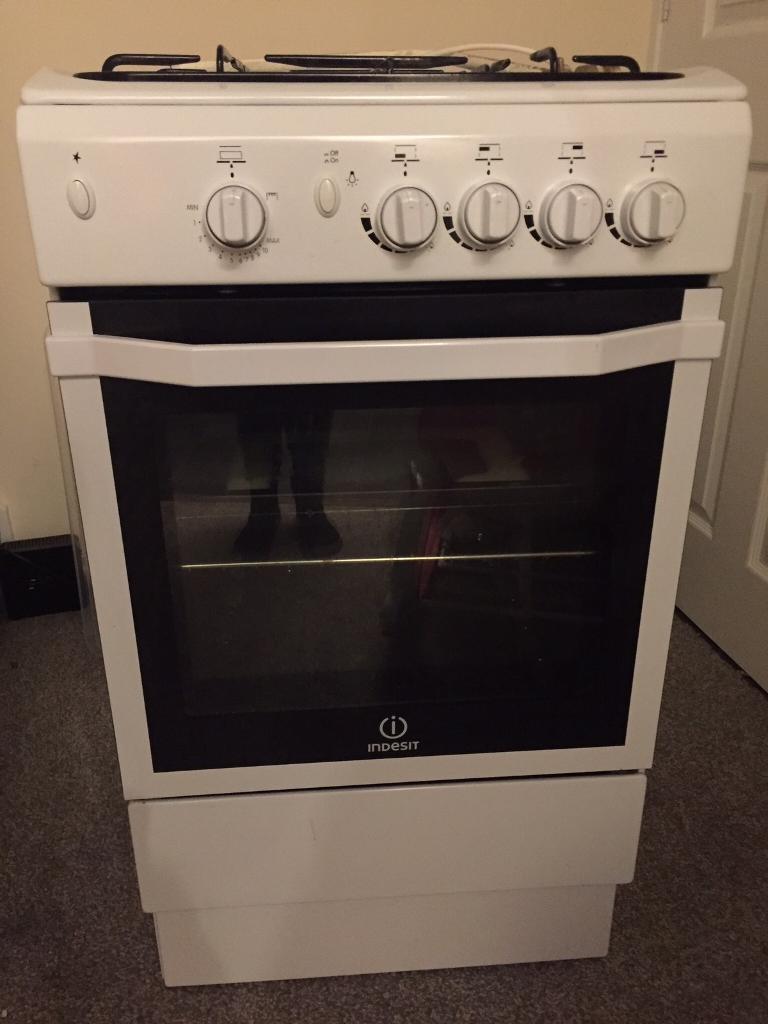 50cm Indesit Gas Cooker White in Leicester, Leicestershire Gumtree