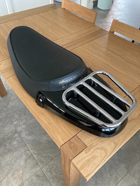 triumph bonneville gel seat