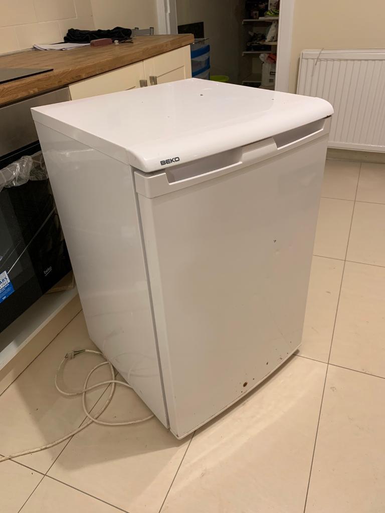 Under counter fridge in Falkirk Gumtree