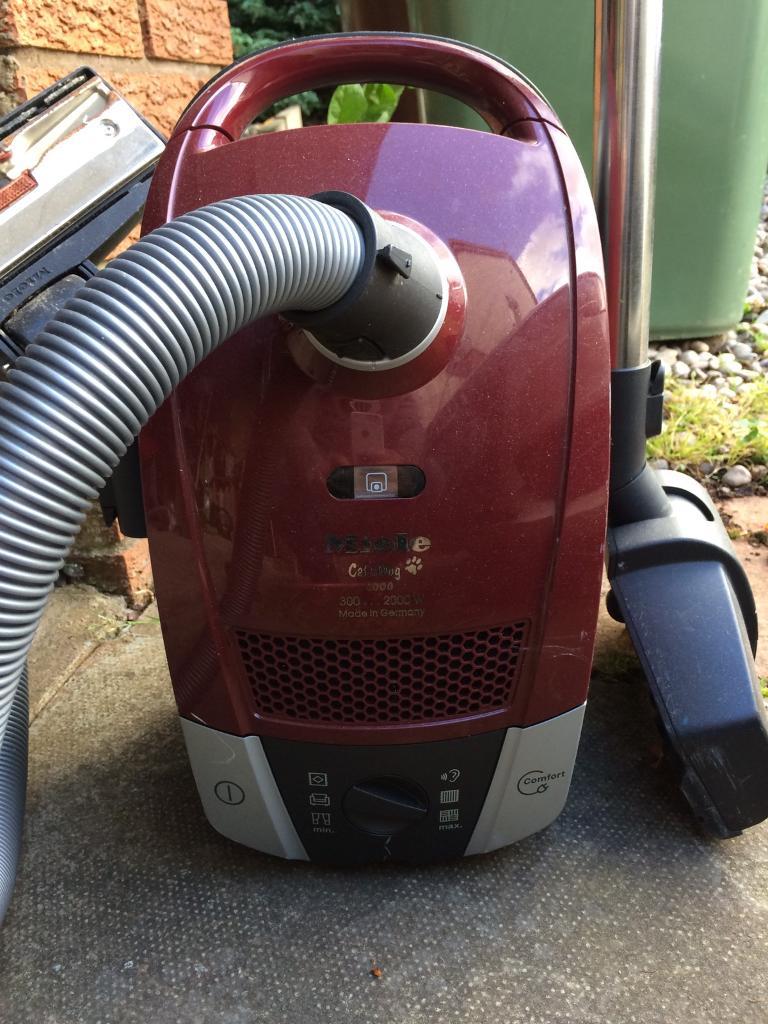 Miele Cat & Dog 6000 Vacuum Cleaner in Haddington, East Lothian Gumtree