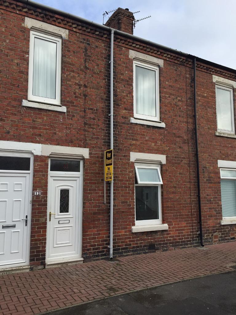 2 bedroom flat in Hastings Terrace, Shankhouse, Cramlington in