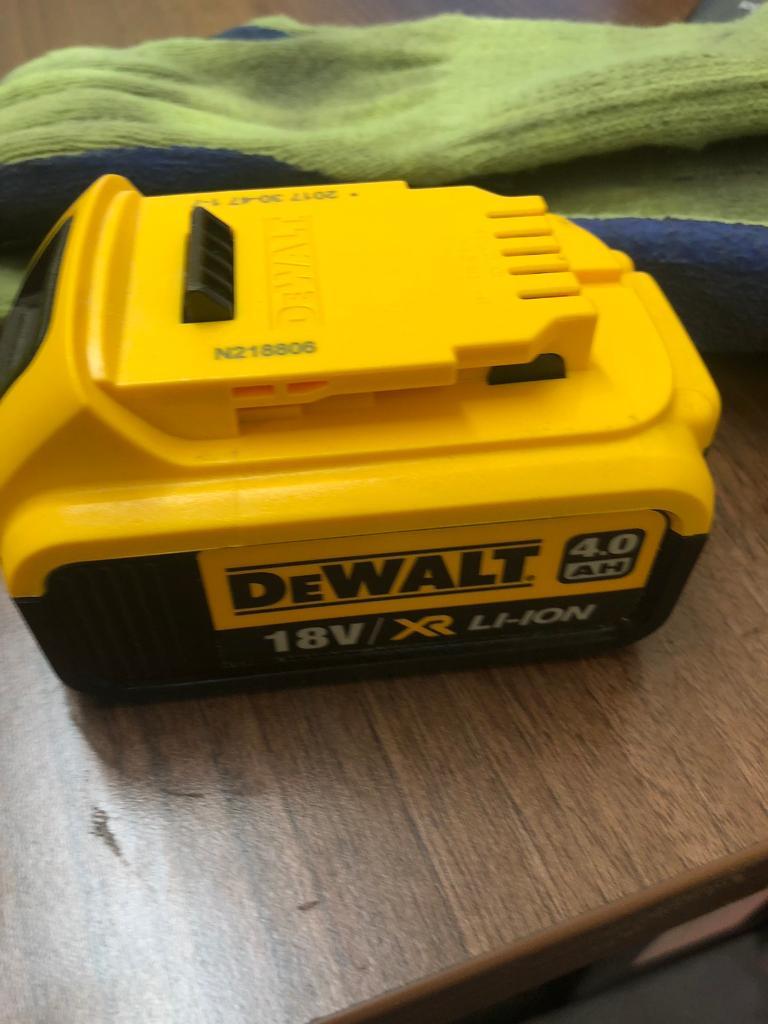 Аккумулятор dewalt 4ah