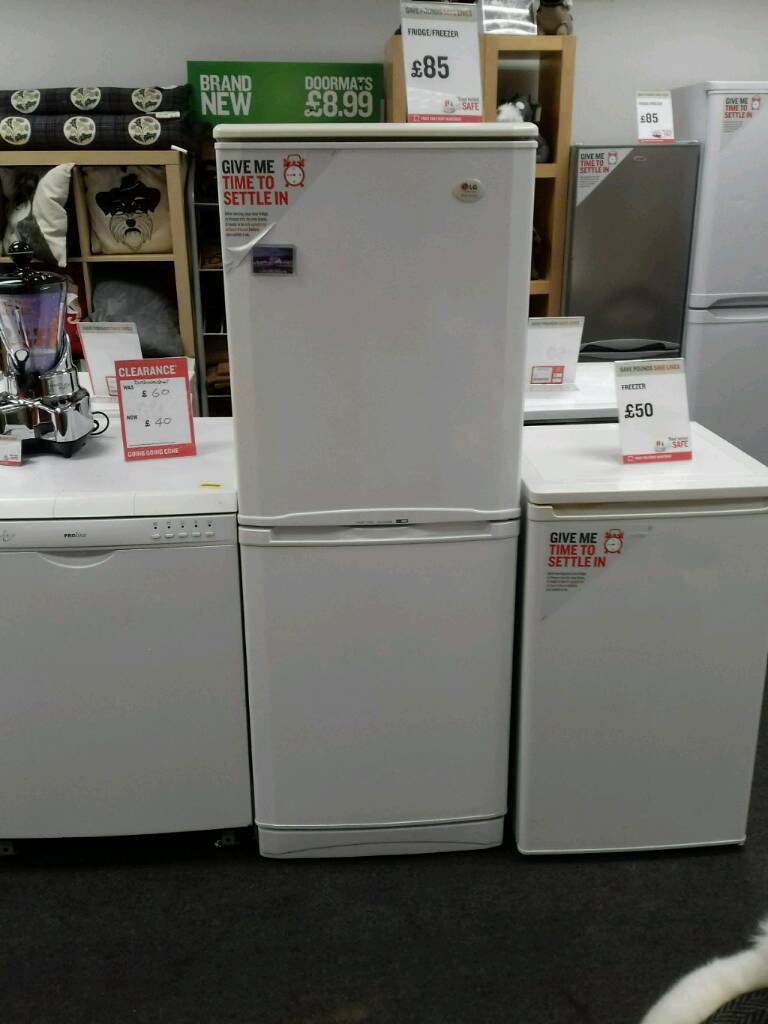 LG fridge/freezer standard size British Heart Foundation sco39426