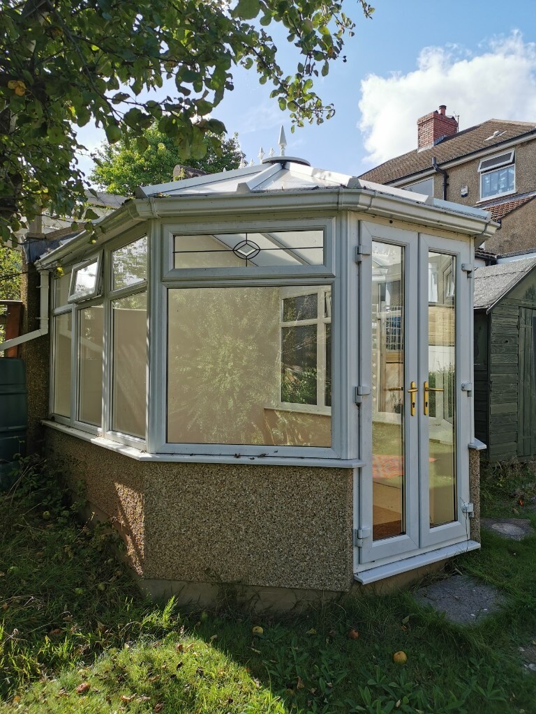 Free summer house & greenhouse in Coombe Dingle, Bristol Gumtree