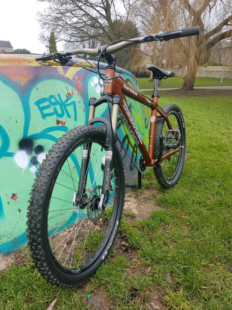 Kona hoss deluxe mountain bike / jump bike in Somerset Gumtree