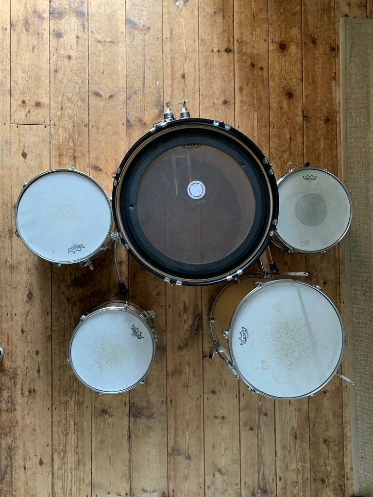 Sonor Force 505 Drum Kit without stands or cymbals Kick, Snare, Floor