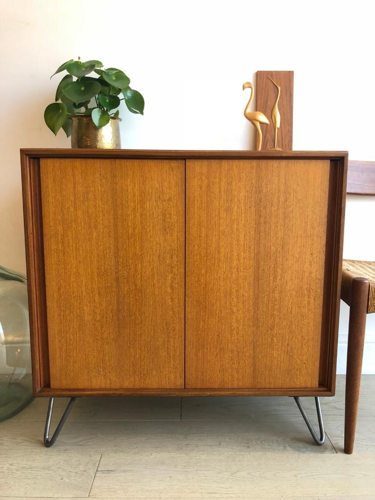 Mid century vintage g plan small sideboard/media on hairpin legs in