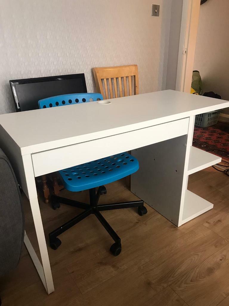  Computer  desk  with 2 chairs  Ikea  in York North 