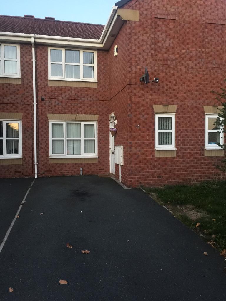*Modern 3 Bedroom House**TINGLEY**Available Now in Tingley, West