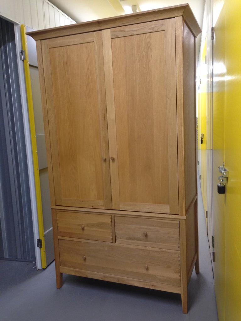 Willis & Gambier John Lewis essence Solid oak Double wardrobe Laura