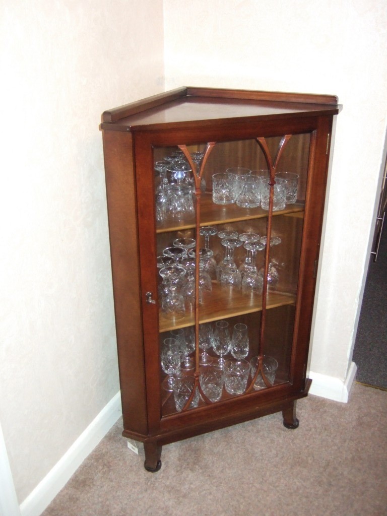 Small Corner Display Cabinet Dark Wood Glass Front 3 Triangular