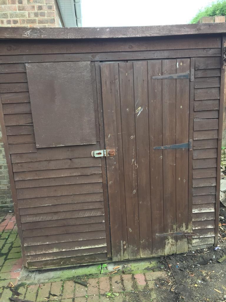 Wooden shed - good condition FREE in Gateshead, Tyne and 