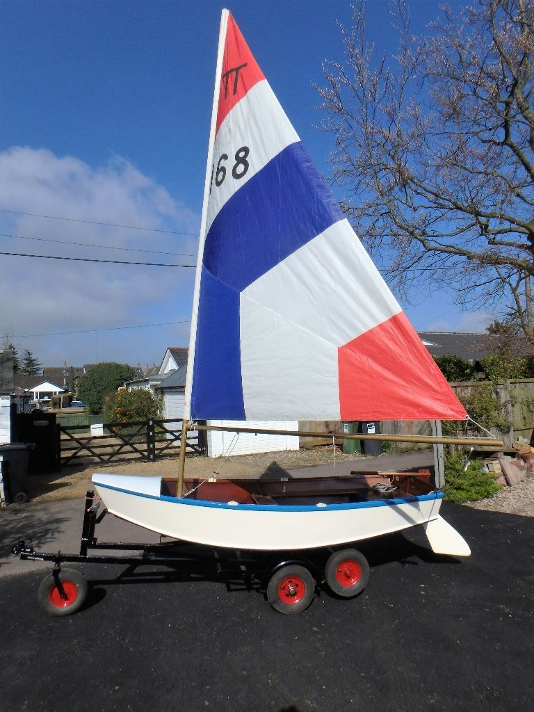 Sailing Dinghy. 10ft. Marine ply. Make Small Craft of Southampton