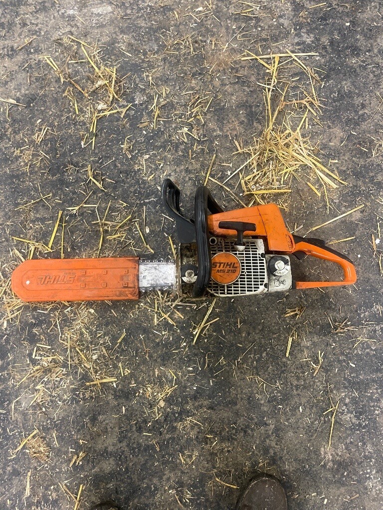 Stihl ms210 | in Ebbw Vale, Blaenau Gwent | Gumtree