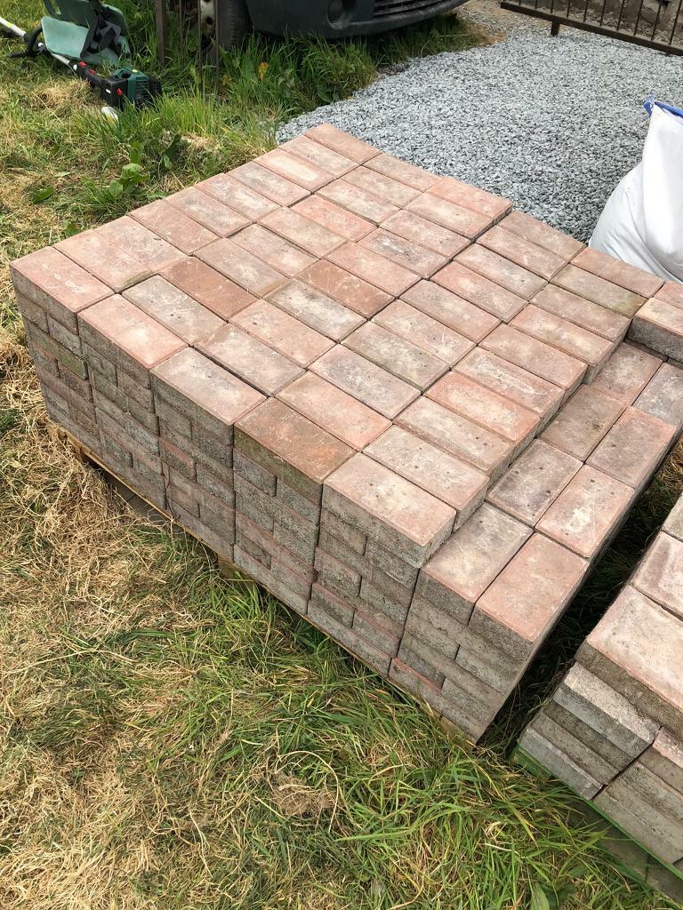 BLOCK PAVING 20CM x 10CM X 410 BRICKS ACHESON & GLOVER NEW UNUSED in