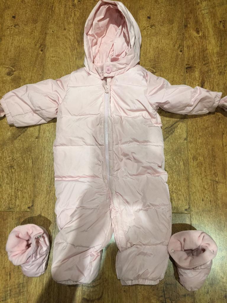 Baby Gap snowsuit 1218 months in Stonehaven, Aberdeenshire Gumtree