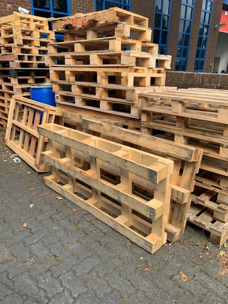 Free Wood Pallet