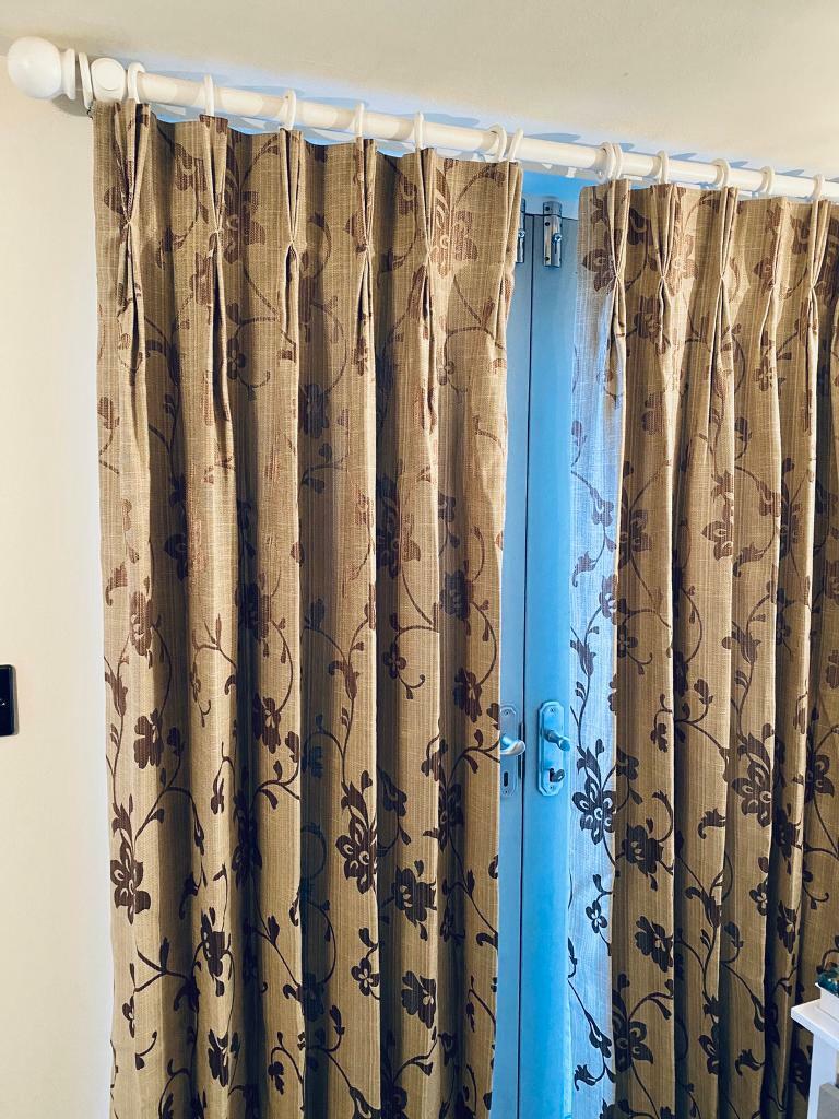 TriplePleat Sash Window Curtains incl. Wooden Pole in Great Shelford, Cambridgeshire Gumtree
