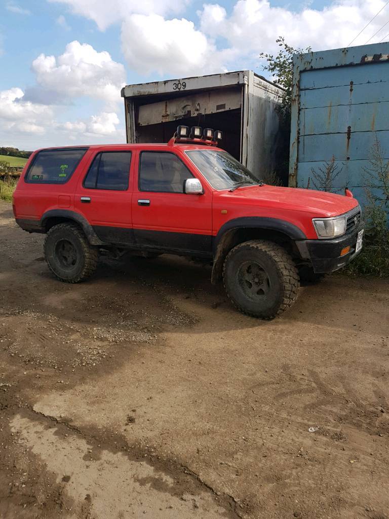 Toyota hilux surf 2