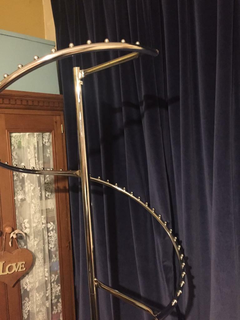 Spiral Chrome Clothes Rail Mobile Wardrobe Home Retail Shop In