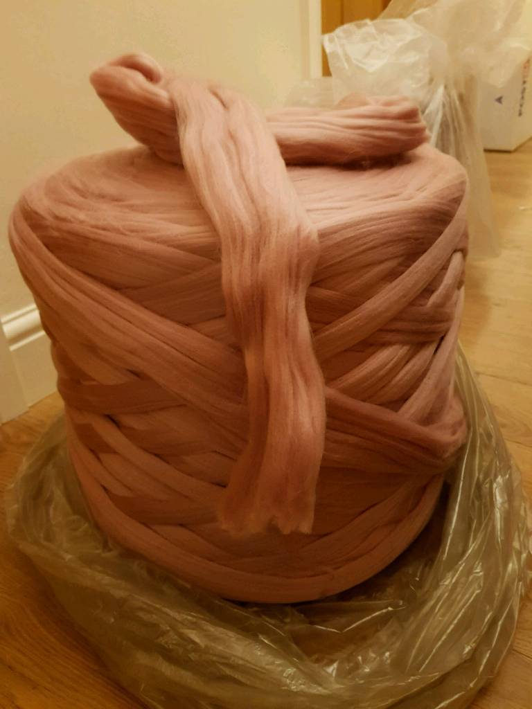 CHUNKY ARM KNITTING ACRYLIC YARN 10kg in Annan, Dumfries and Galloway Gumtree