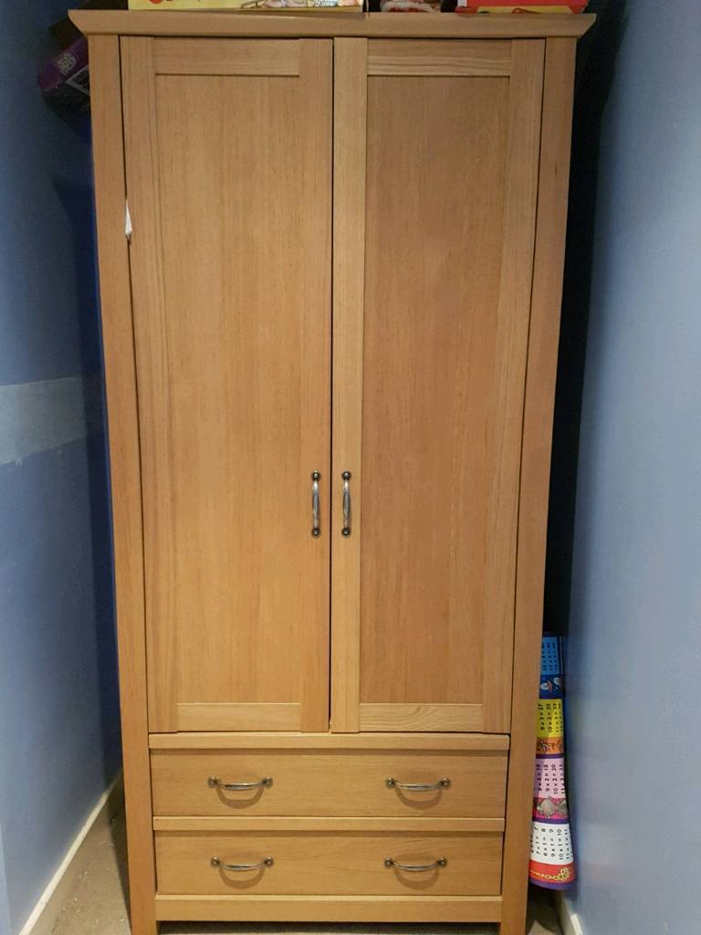 Single Light Oak Wardrobe In Clitheroe Lancashire Gumtree