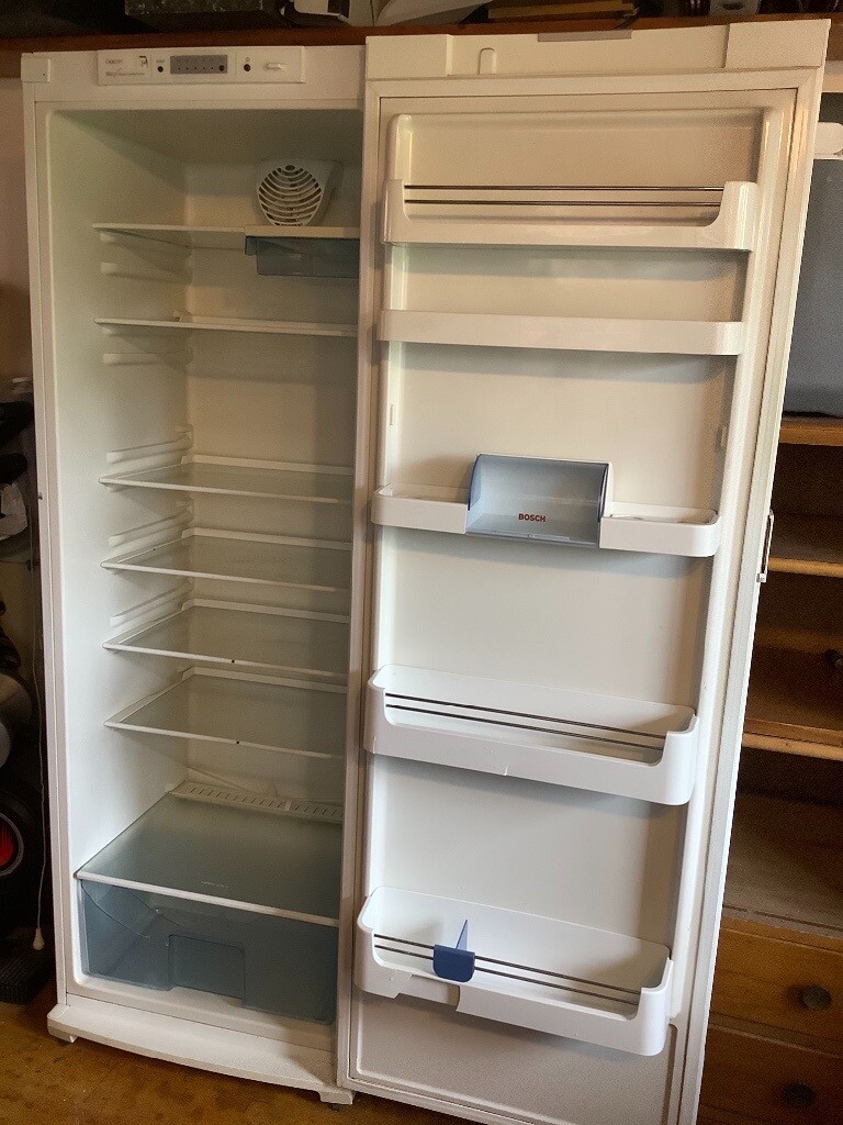 Bosch fridge in Wirral, Merseyside Gumtree