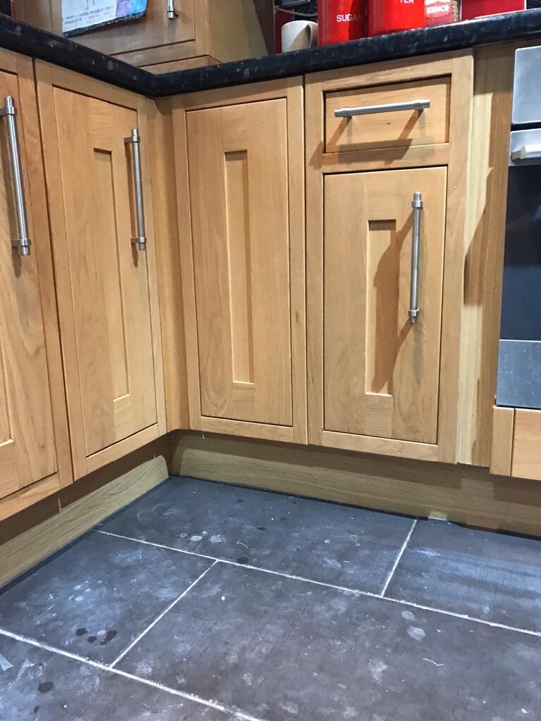 Solid Oak Wickes Kitchen complete with Sink, Gas hob and Electric