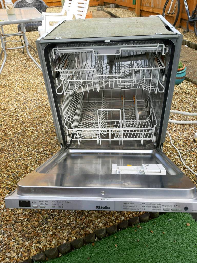 Miele G1470 SCVi Fully integrated dishwasher in Southampton