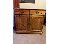 Pine Chest of Drawers 