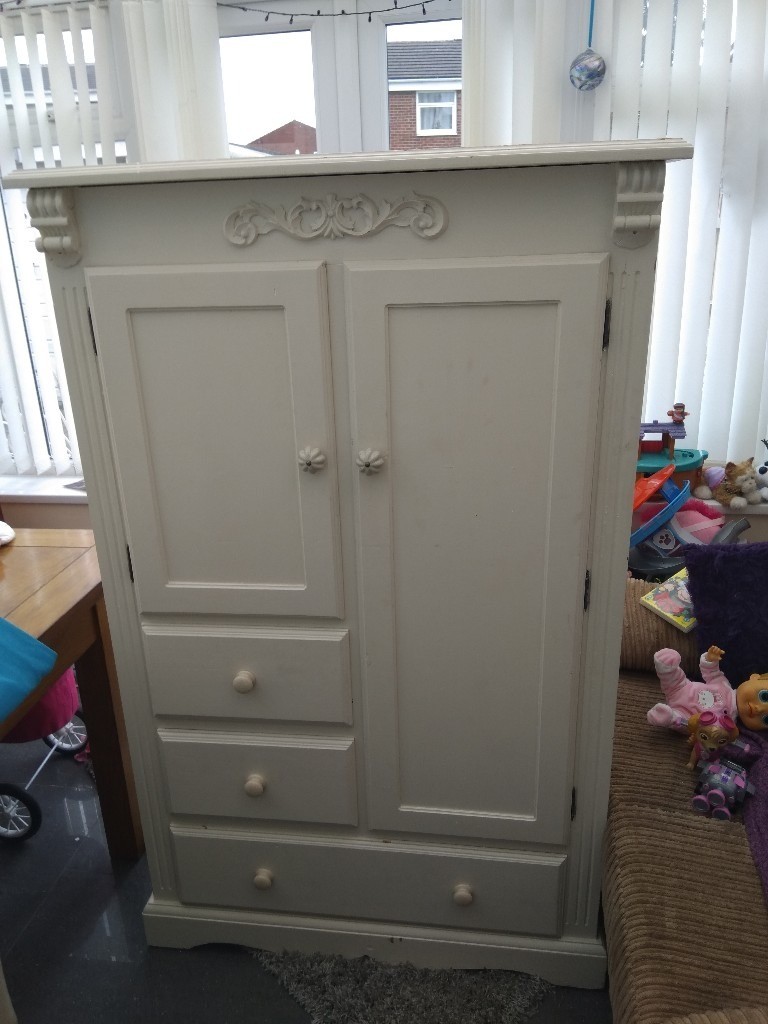 Wardrobe shabby chic style in white in Hull, East Yorkshire Gumtree