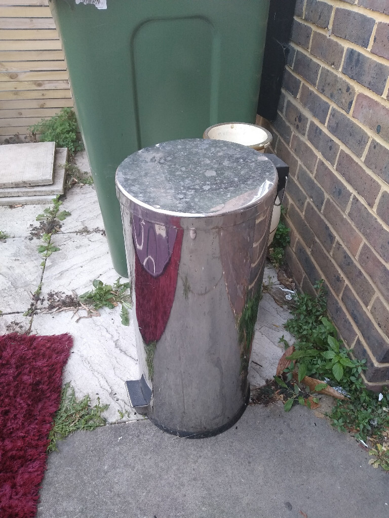 Free big rubbish bin in Westminster, London Gumtree
