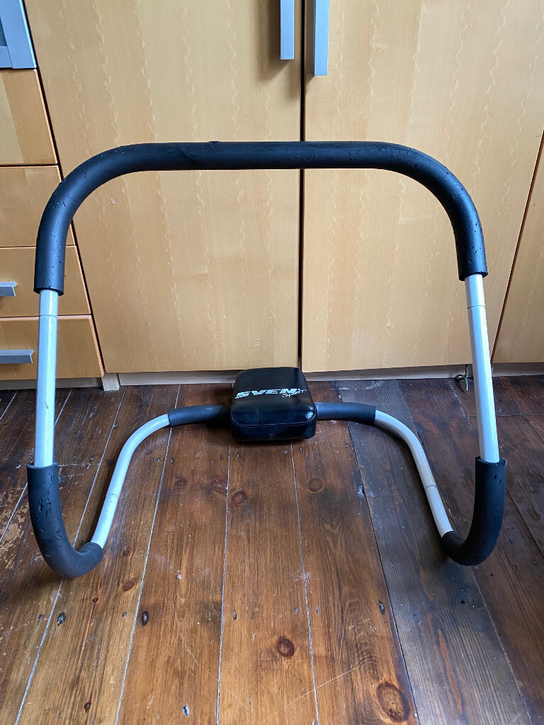 Ab roller home gym fitness sit up exercise equipment in Newcastle