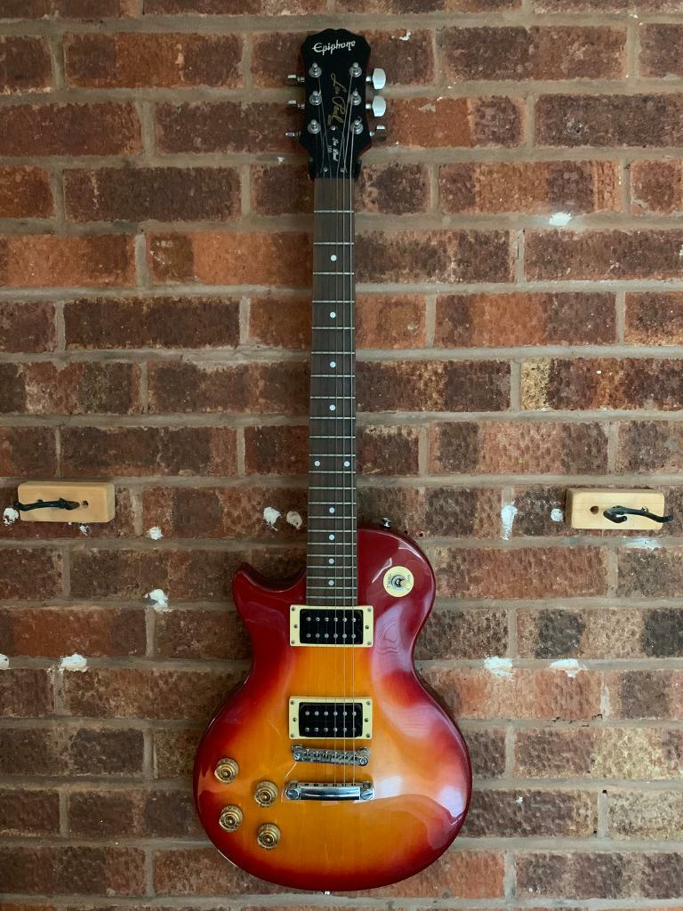 Epiphone les Paul 100 LP100 left handed guitar in Redditch, Worcestershire Gumtree