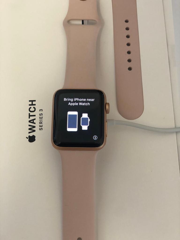 Apple Watch 3 rose/gold 42mm | in Whittle-le-Woods, Lancashire | Gumtree
