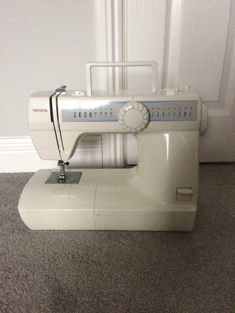 TOYOTA DC31 RS2000 electric sewing machine in Broadstone, Dorset
