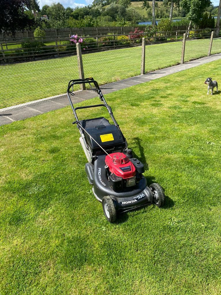 Honda HRH 536 Pro Roller Lawn Mower in Enniskillen, County Fermanagh