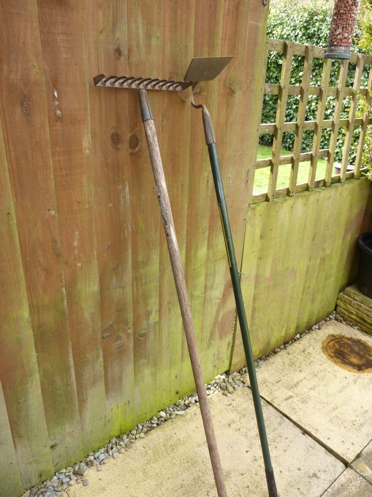 garden rake and hoe in Bradford, West Yorkshire Gumtree