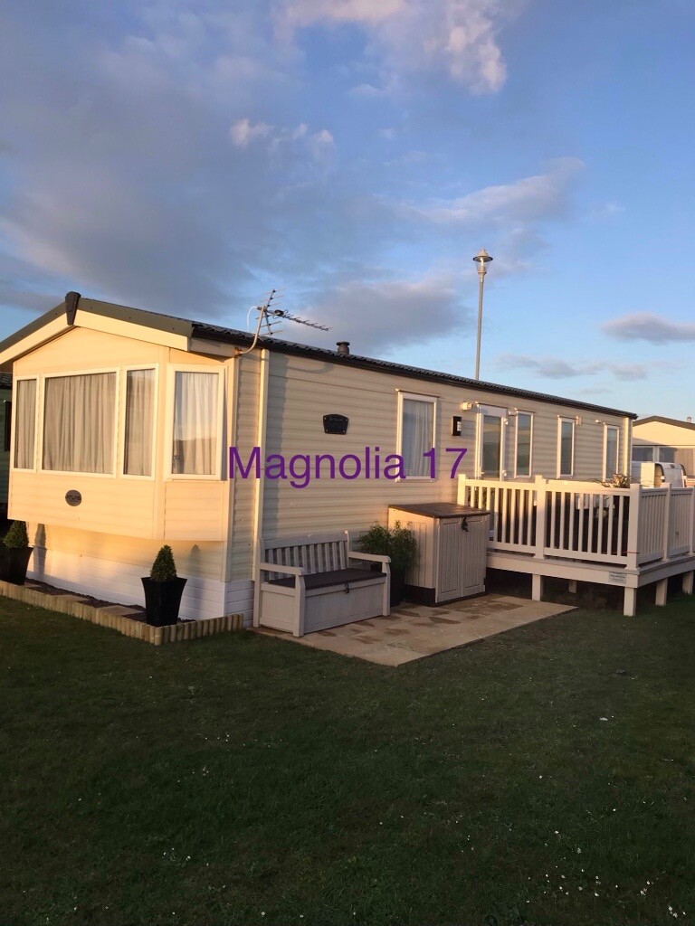 8 berth 3 bedroom caravan to rent, porthcawl, trecco bay parkdean site