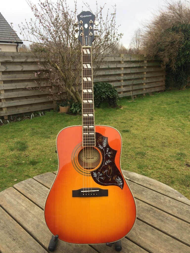 Epiphone Hummingbird Pro ElectroAcoustic Guitar in Forres, Moray