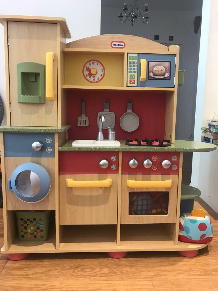 Little Tikes Cookin’ Creations Premium Wood Kitchen in Leicester