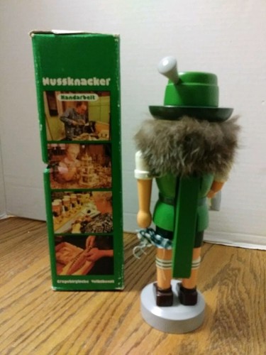(3329) Vimtage Nutcracker (German Nutcracker)